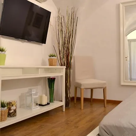 Pontevecchio Relais Bed & Breakfast *